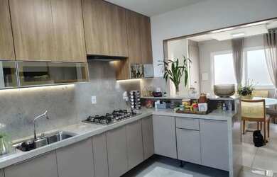 Imagem 5: Charmosa Casa Duplex à Venda em Cidade Verde