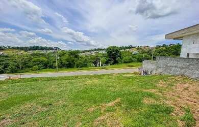 Imagem: O terreno possui 360m² de Área, Imóvel novo e está localizado