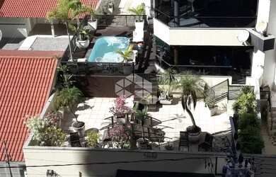 Imagem 4: Apartamento - 3 Dormitórios - 382m² privativos - Meia Praia - Mobiliado