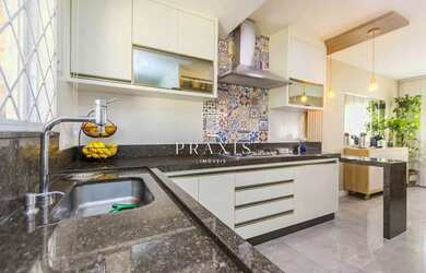 Imagem 12: Sobrado Triplex a venda,3 dormitórios,2 vagas de garagem cobertas,churraqueira,móveis plan