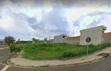 Imagem: Terreno em esquina viva no Colina Azul