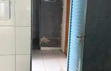 Imagem 8: Ponto comercial/Loja/Box para aluguel tem 240 metros quadrados