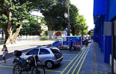 Imagem 2: Loja com pé direito alto na Vasco da Gama!