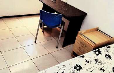 Imagem 2: Quarto individual no centro de Florianópolis