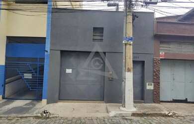 Imagem: O depósito possui 180m² de Área e está localizado em Centro