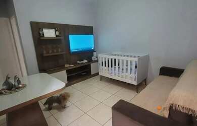 Imagem: O apartamento possui 2 Dormitórios, 1 Banheiro, 1 Vaga na garagem