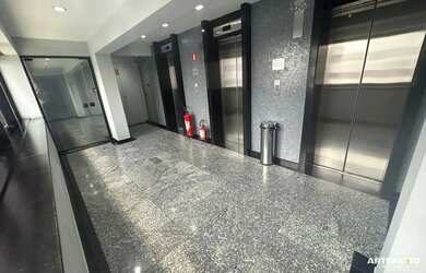 Imagem: O depósito possui 1 Vaga na garagem, 45m² de Área e está