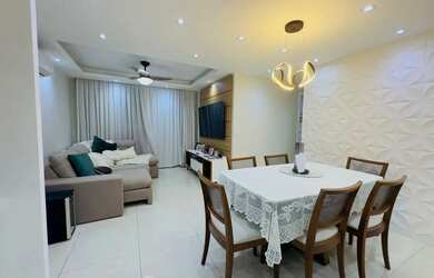 Imagem: O apartamento possui 4 Dormitórios, 1 Banheiro, 2 Vagas na