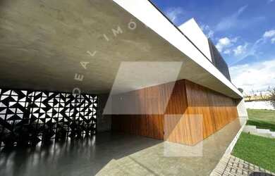 Imagem: A casa em condomínio possui 4 Dormitórios, 5 Banheiros, 4