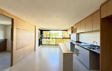 Imagem: O apartamento possui 1 Dormitório, 2 Banheiros, 2 Vagas na