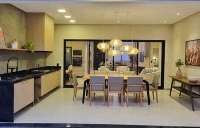 Imagem: A casa em condomínio possui 3 Dormitórios, 5 Banheiros, 4