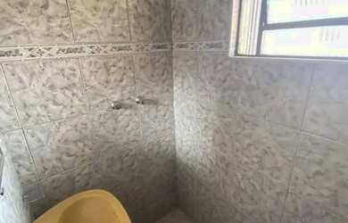 Imagem 3: Casa com laje livre quase esquina com Rua Piraquara