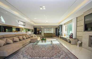 Imagem: O apartamento possui 3 Dormitórios, 5 Banheiros, 3 Vagas na