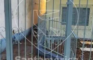 Imagem: A casa possui 1 Dormitório, 1 Banheiro, 40m² de Área e está