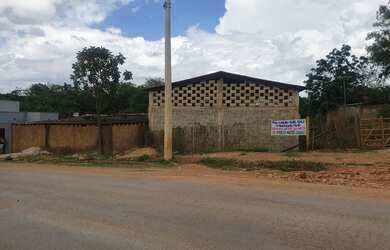 Imagem: O terreno possui 928m² de Área e está localizado em Bocaiúva