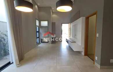 Imagem: A casa em condomínio possui 3 Dormitórios, 3 Banheiros, 4