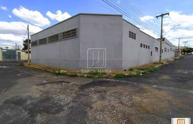 Imagem: O depósito possui 5 Vagas na garagem, 1.013m² de Área e