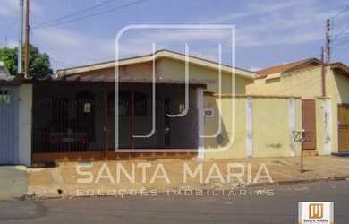 Imagem: A casa possui 3 Dormitórios, 3 Banheiros, 2 Vagas na garagem