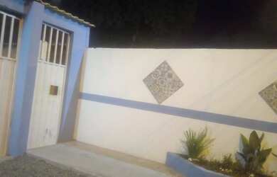 Imagem: A casa em condomínio possui 3 Dormitórios, 1 Banheiro e está