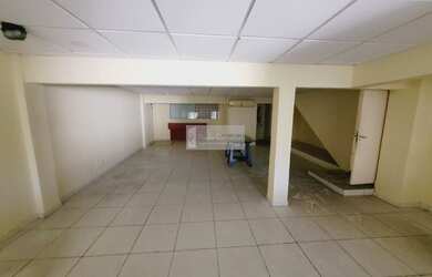 Imagem 6: GALPÃO alugando/vendendo no bairro de São Cristóvão 556m²