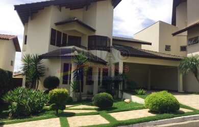 Imagem: A casa em condomínio possui 3 Dormitórios, 5 Banheiros, 4