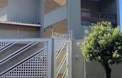 Imagem 1: Sobrado residencial próx. ao posto Brasília