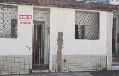 Imagem: A casa possui 1 Dormitório, 1 Banheiro e está localizado