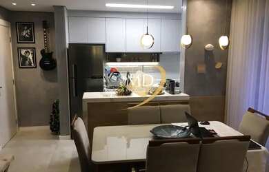 Imagem: O apartamento possui 2 Dormitórios, 2 Banheiros, 2 Vagas na