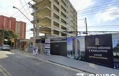 Imagem: O depósito possui 1 Vaga na garagem, 31m² de Área e está