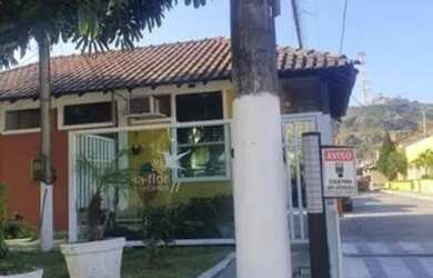 Imagem: A casa em condomínio possui 3 Dormitórios, 2 Banheiros, 2