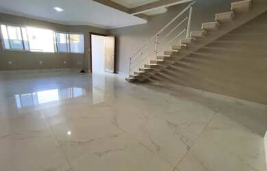 Imagem: A casa possui 5 Dormitórios, 5 Banheiros, 2 Vagas na garagem