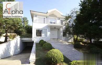 Imagem: A casa em condomínio possui 5 Dormitórios, 5 Banheiros, 5