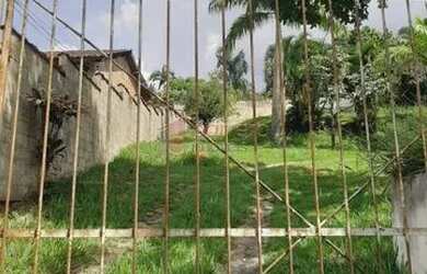 Imagem: O terreno possui 1935m² de Área e está localizado em Ivoturucaia