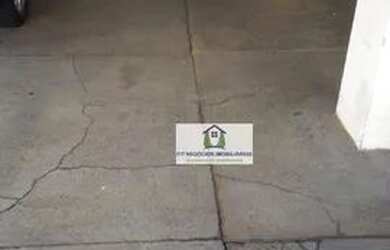 Imagem: O apartamento para alugar possui 2 Dormitórios, 1 Banheiro