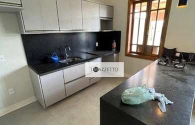 Imagem: A casa em condomínio possui 3 Dormitórios, 2 Banheiros, 2