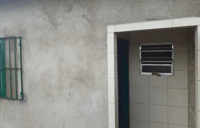 Imagem 10: Vende-se casa. 100m² de Área, 4 Vagas na garageme1 Dormitório