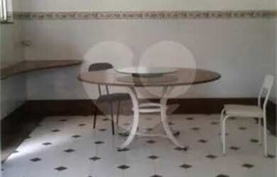 Imagem: O apartamento à venda possui 3 Dormitórios, 2 Banheiros, 3