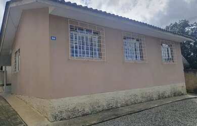 Imagem: A casa em condomínio possui 3 Dormitórios, 1 Banheiro, 1 Vaga