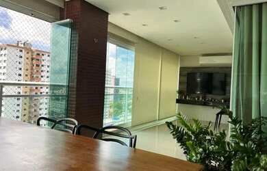 Imagem: O apartamento possui 4 Dormitórios, 5 Banheiros, 3 Vagas na