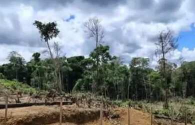 Imagem: O terreno possui 2.000m² de Área, Imóvel novo e está localizado