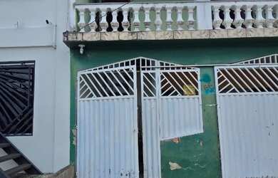 Imagem: A casa possui 2 Dormitórios, 1 Banheiro, 60m² de Área e