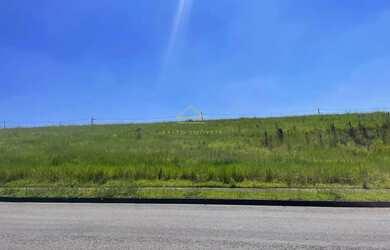 Imagem: O terreno possui 789m² de Área e está localizado em Jardim