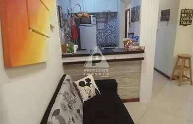 Imagem 5: Apartamento Reformado de 3 quartos, 2 banheiros, 95 m², arejado e silencioso