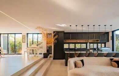 Imagem 2: Sobrado para aluguel e venda com 365 metros quadrados com 3 quartos