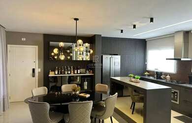 Imagem: O apartamento à venda possui 3 Dormitórios, 4 Banheiros, 2