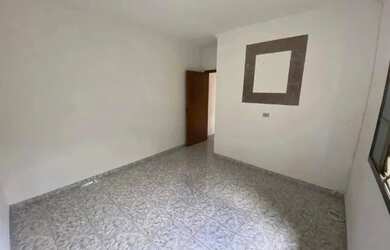 Imagem 4: Casa com laje livre quase esquina com Rua Piraquara