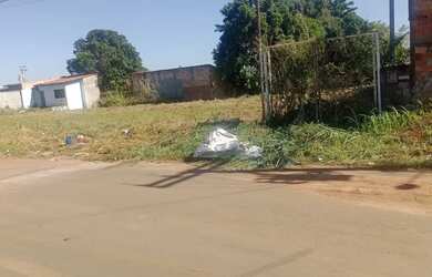 Imagem: O terreno possui 360m² de Área e está localizado em Villa