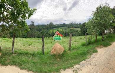 Imagem: O terreno possui 1.000m² de Área e está localizado em Loteamento