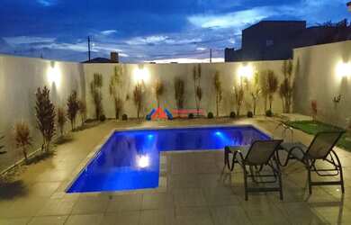 Imagem: A casa em condomínio possui 3 Dormitórios, 4 Banheiros, 4