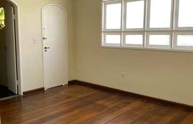 Imagem: A casa possui 3 Dormitórios, 3 Banheiros, 1 Vaga na garagem